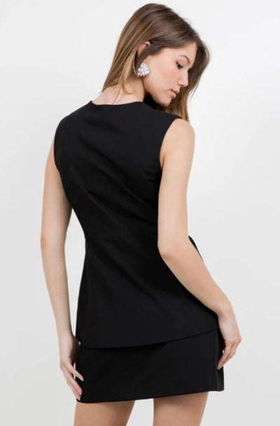 Structured woven skirt set in black