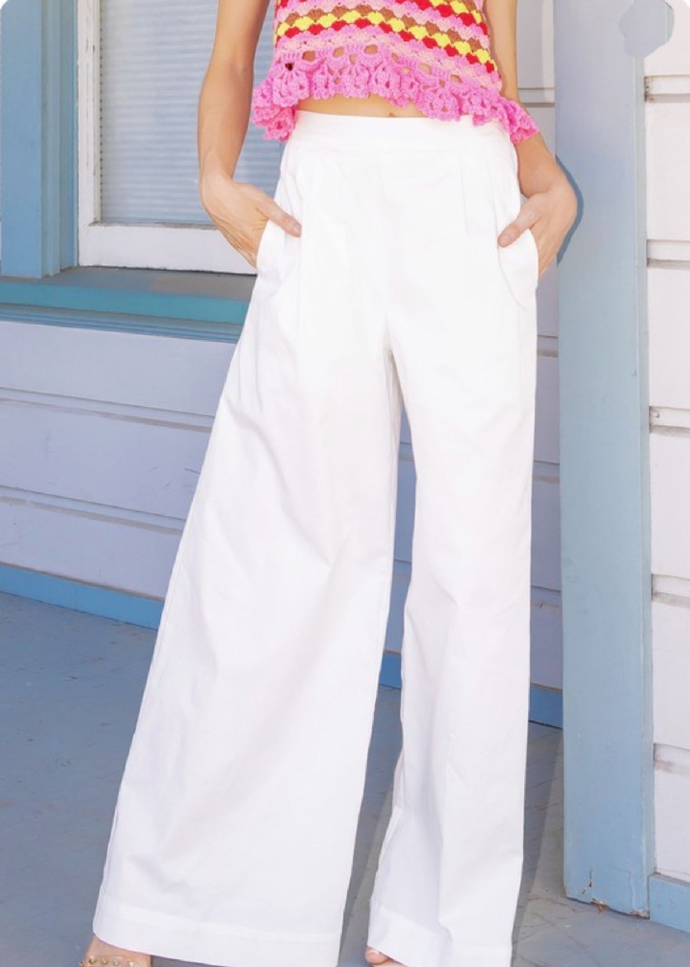White wide leg pant
