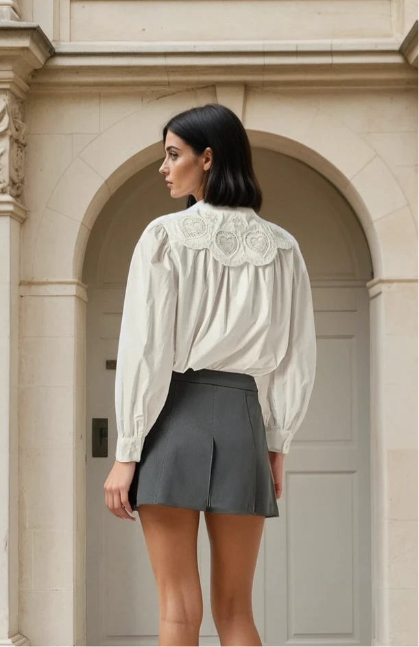 Scallop embroidered collar blouse